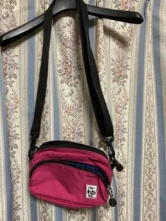 CHUMS ピンク ショルダーバッグ