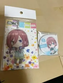 五等分の花嫁 中野三玖  ラバスト 缶バッジ