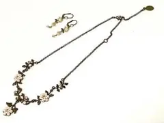 90s ビンテージ ミハエルネグリン ネックレス&ピアス 花 パール ストーンのサムネイル