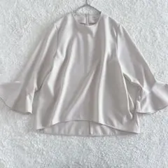 美品 デミルクスビームス トリアセフリルスリーブプルオーバー