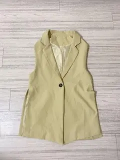 ノースリーブ ベージュ テーラードジャケット