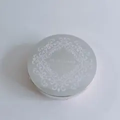 美品　ジルスチュアート クッションファンデ 202のサムネイル