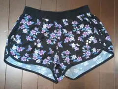 ショートパンツ