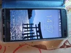 au　京セラ　BASIO3 kyv43 ブルー