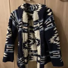 カウチンコート　フード付