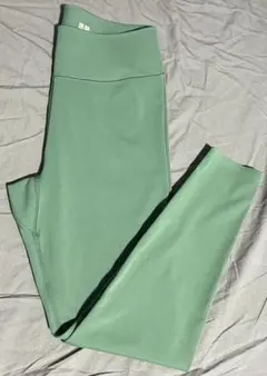 UNIQLO グリーンハイウエスト レギンス　Lサイズ