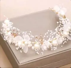 パールヘッドドレス　ヘアアクセサリー新品
