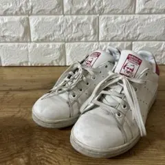 Item thumbnail for item 9ab3d3b6-2c12-4bb9-83aa-7f68d9a19e5e