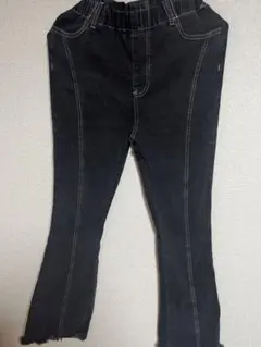 美品　韓国　デニム　ウエストゴム　フレア　ステッチ入り　ブラック　ストレッチ素材