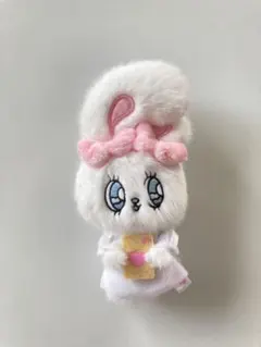 【新品】エスターバニー　キーホルダー　ぬいぐるみ
