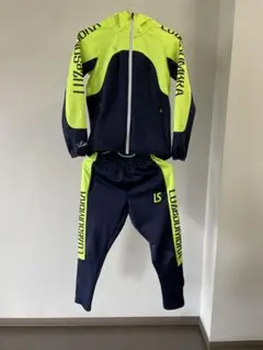 ルースイソンブラ　フード付きジャージ 150サイズ　上下セット