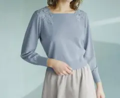 ストロベリーフィールズ　ニット　カットソー　ビジュー