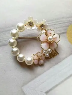 No.921桜のブローチLサイズ　パールつき　ハレの日