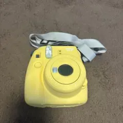 FUJIFILM instax mini 8 +イエロー 本体 フイルム1つき