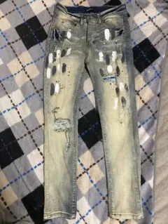 PURPLE-BRAND ペイント加工デニムパンツ