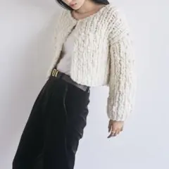 美品　コンセ　CONNSE　レディース　ハンドニットカーディガン　F　ホワイト