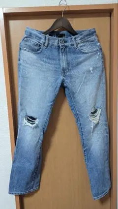 UNIQLO　ユニクロ　ダメージ　ジーンズ