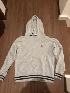 Champion グレー フード付きパーカー