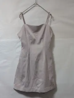 新品タグ付き　SNIDEL　キャミワンピース　 薄いピンク 　タイトフィット　М