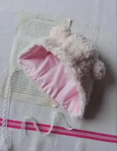白くまボンネット　ブライスアウトフィット　ハンドメイド　くま耳帽子　着せ替え服