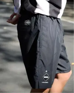 Bristol ブラックショートパンツ 2026年最新】F.C.Real Bristol メンズ ショートパンツ・ハーフパンツの