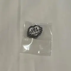 ヒョンソク　ピンバッジ