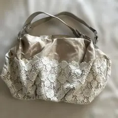新品未使用品 美レース バッグ シャンパンゴールドのサムネイル