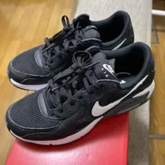 Item thumbnail for item 65cbcbc9-1f5e-4a4e-89d1-6eaf27cd7c67