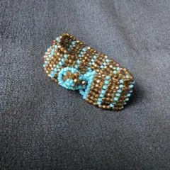 ビーズブレスレット ゴールドと水色