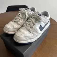 Nike Air Force One ホワイト×ネイビーのサムネイル