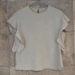 Spick & Span フリルスリーブブラウスのサムネイル
