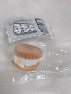 サンリオキャラクターズ ガチャガチャ スモアサンド こぎみゅん