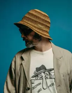 Item thumbnail for item 5f65709b-2a5b-4651-bfbd-7edbf3f906bd