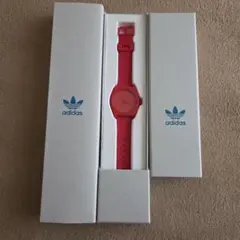 【未使用】adidas　腕時計　赤