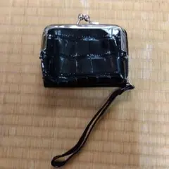財布　黒　カード入れ　ストラップ付き　クロコダイル風
