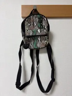 カモフラージュ柄リュック