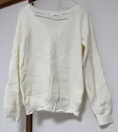 アイボリー Vネック ニットセーター 長袖