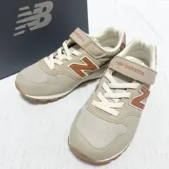 【未使用】ニューバランス　キッズシューズ　スニーカー　996 ベージュ　20cm