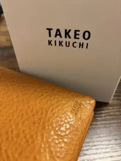 TAKEO KIKUCHI 二つ折り財布 キャメル　本革