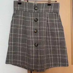 ブラウン チェック柄ミニスカート Mサイズ 前面ボタン付き