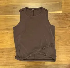 ブラウン ノースリーブ タンクトップ　ルルレモンのサムネイル