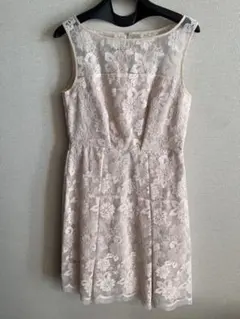 ジルスチュアート　ミニ丈ワンピ　レース刺繍ワンピ　薄ピンク　結婚式　ミニドレス