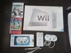 ​【箱付き】Wii 本体セット ＋ 人気ソフト2本 ＋ クラシックコントローラー