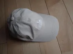 GU キャップ ベージュ 帽子のサムネイル
