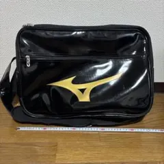 エナメルバッグ