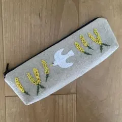 ハンドメイド ペンケース ミモザ&白い鳥 刺繍