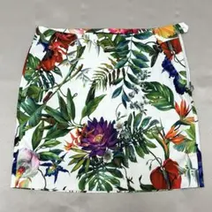 POLOゴルフ スカート Sサイズ 花柄 白 Polo Golfのサムネイル