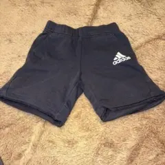 adidas 黒 ハーフパンツ 120cm