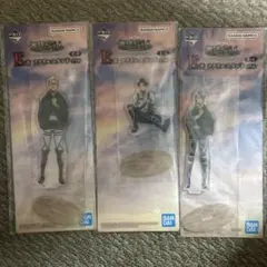 一番くじ　進撃の巨人　E賞 アクリルスタンド　リヴァイ　ハンジ　エルヴィン