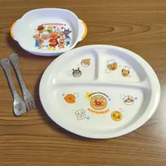 アンパンマン 子ども用食器セット 皿2枚 フォーク スプーン✨